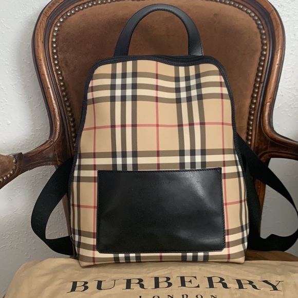 Burberry Handbags - Vintage Burberry Backpack and wallet